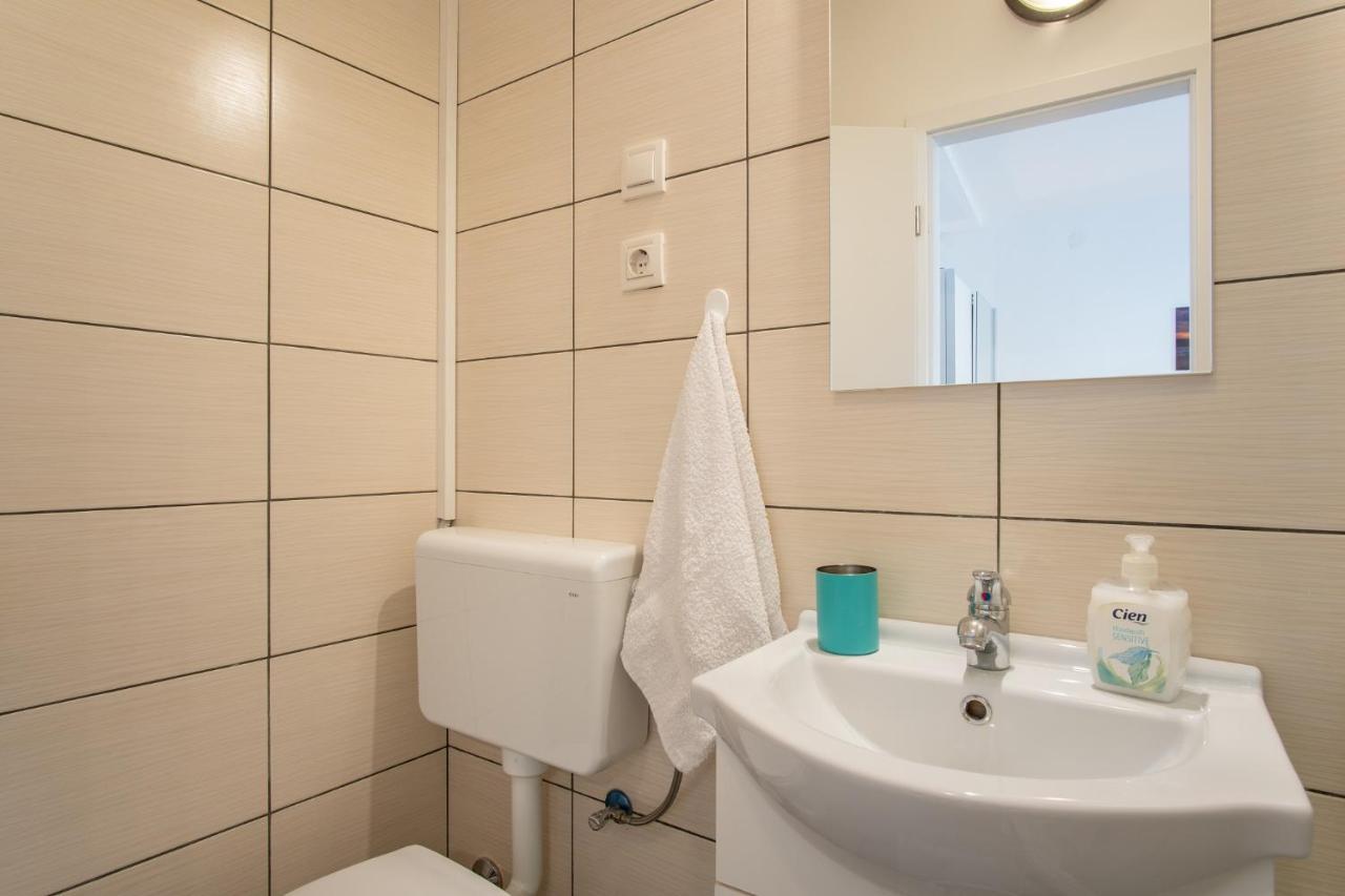 Private Holliday Apartment Pag Town Luaran gambar